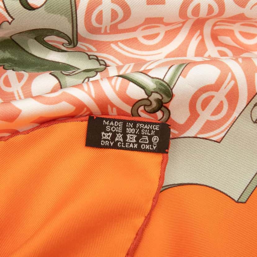 Hermès Mors et Gourmettes Silk Shawl Orange Silk Very good condition - Back View