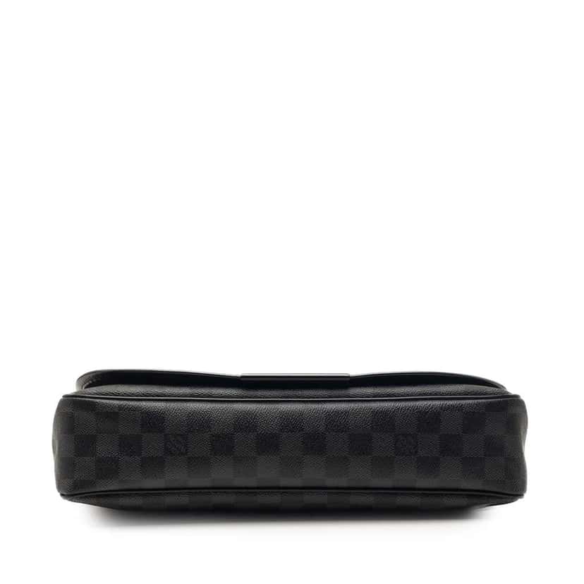 Louis Vuitton Damier Graphite Daniel MM Black Very good condition - Model View
