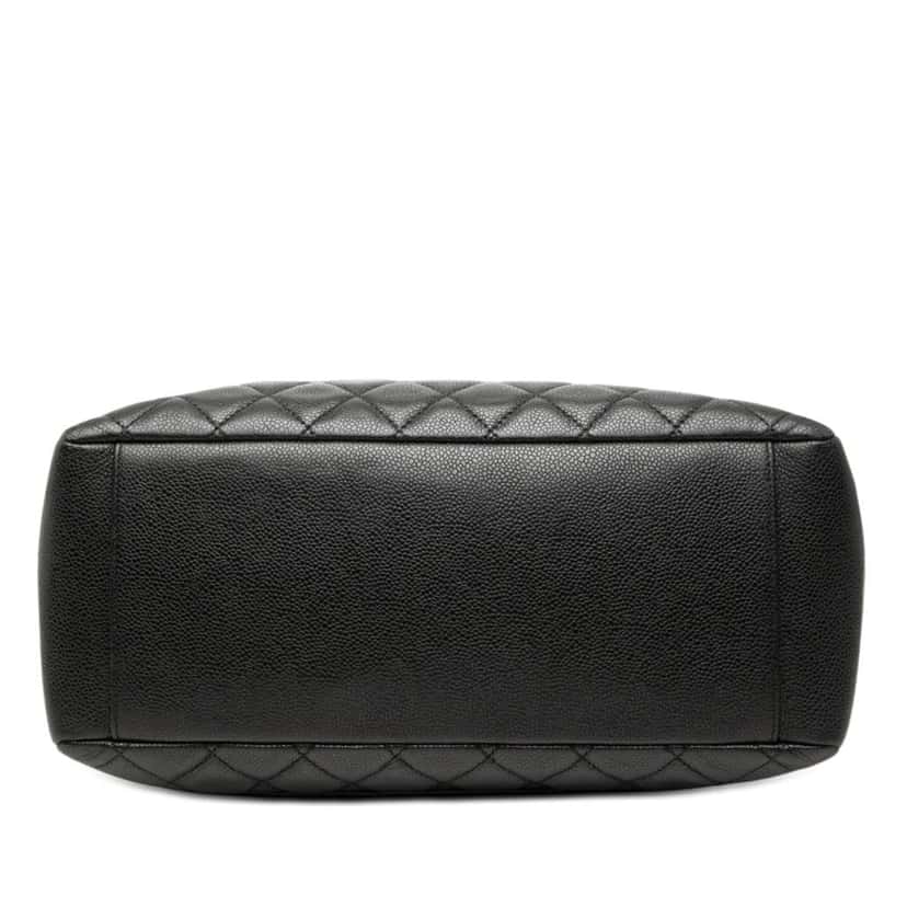 Chanel Caviar Grand Shopping Tote Black Leather Very good condition - Inside View