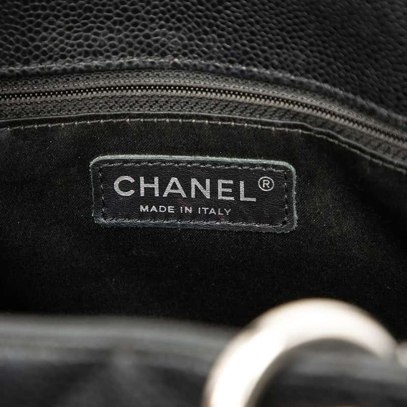 Chanel Caviar Grand Shopping Tote Black Leather Very good condition - Box View