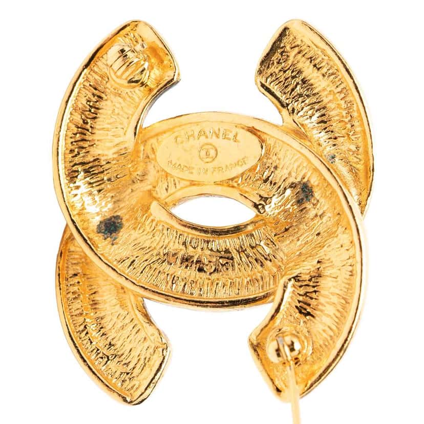 Chanel CC Gold Plated Quilted Brooch Gold Metal Very good condition - Inside View