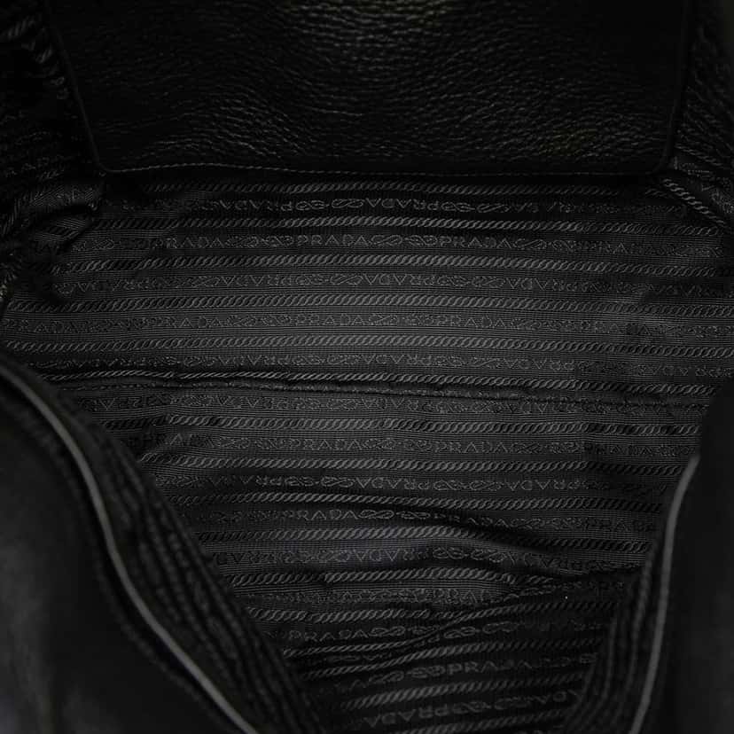 Prada Vitello Phenix Open Convertible Tote Black Leather Very good condition - Model View