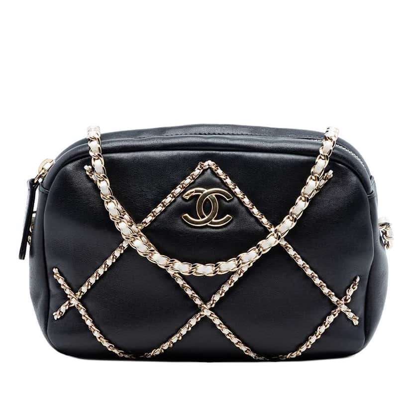 Chanel CC Lambskin Chain Embellished Camera Bag Black Leather Very good condition - Front View