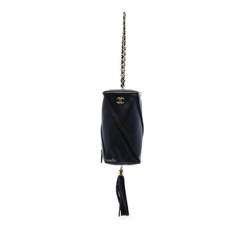 Chanel Metiers d'Art CC Lambskin Tassel Rectangle Clutch with Chain Black Leather Very good condition - Front View