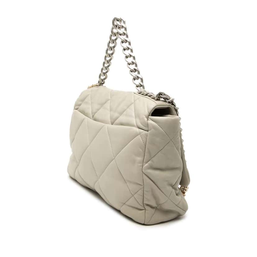 Chanel Maxi Lambskin 19 Flap Grey Leather Very good condition - Back View