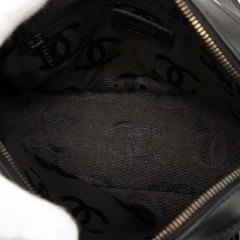 Chanel CC Chocolate Bar Jersey Handbag Black Cotton Very good condition - Model View