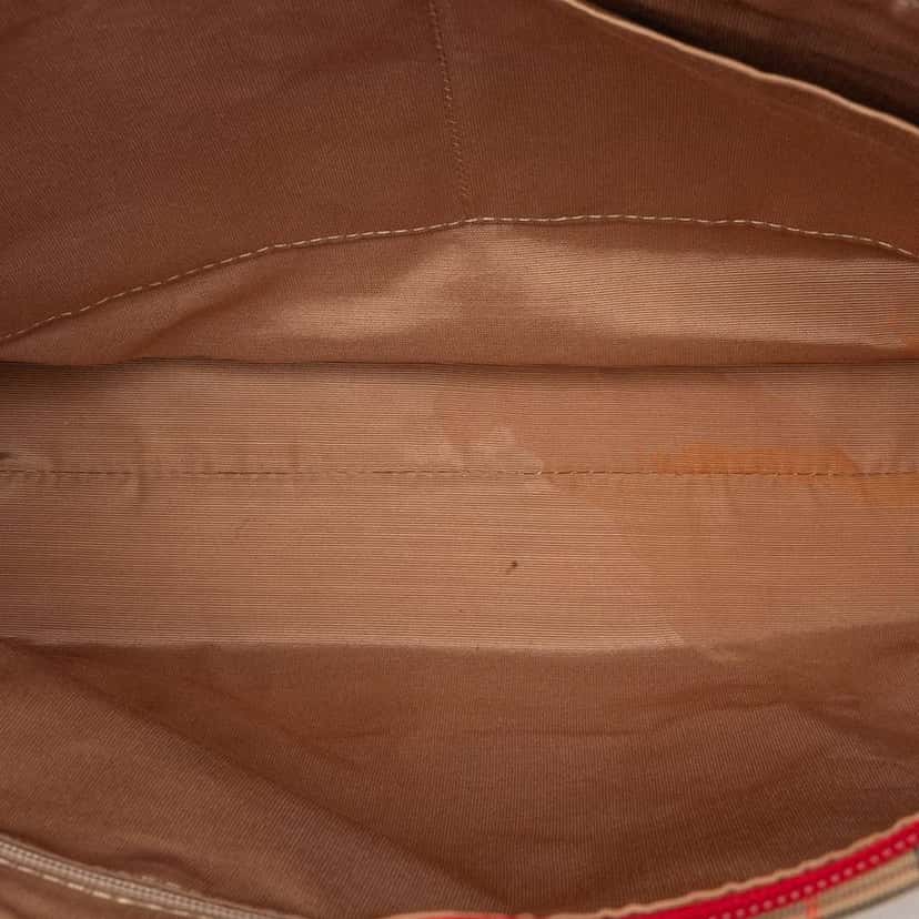 Burberry Haymarket Check Canvas Tote Beige Canvas Very good condition - Model View