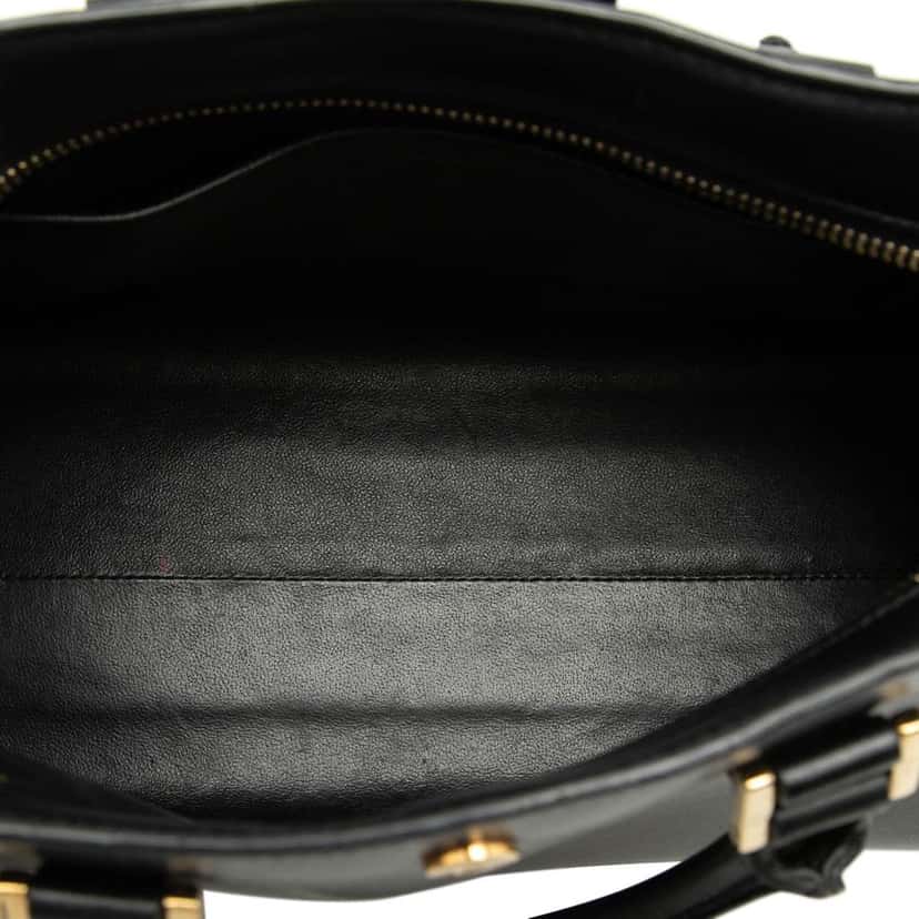 Saint Laurent Baby Leather Monogram Cabas Satchel Black Leather Very good condition - Model View