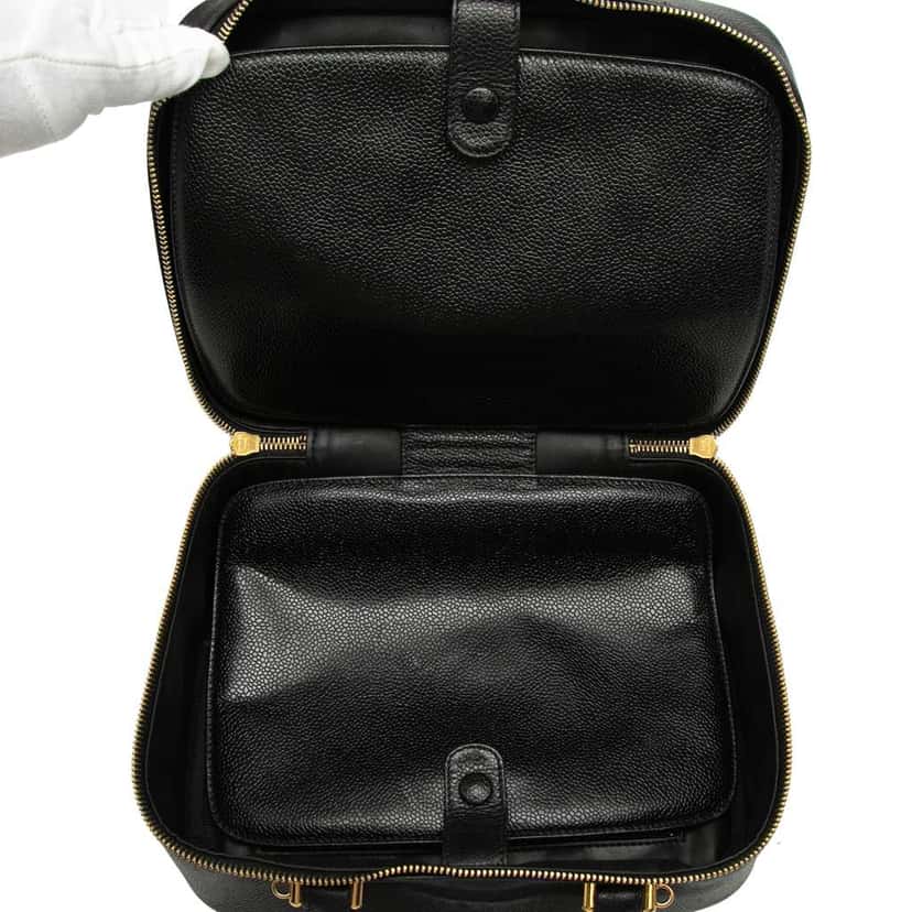 Chanel CC Caviar Vanity Case Black Leather Very good condition - Model View