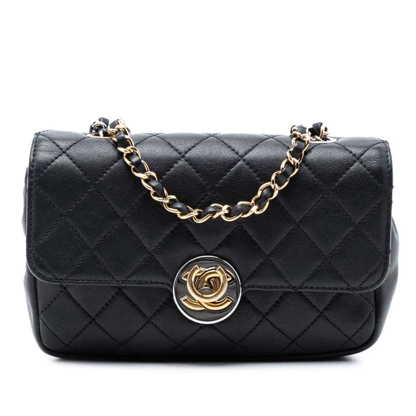 Chanel Quilted Lambskin Turn and Lock Flap Black Leather Good condition - Front View