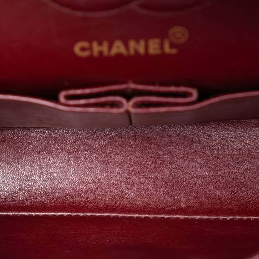 Chanel Small Classic Lambskin Double Flap Black Leather Good condition - Model View