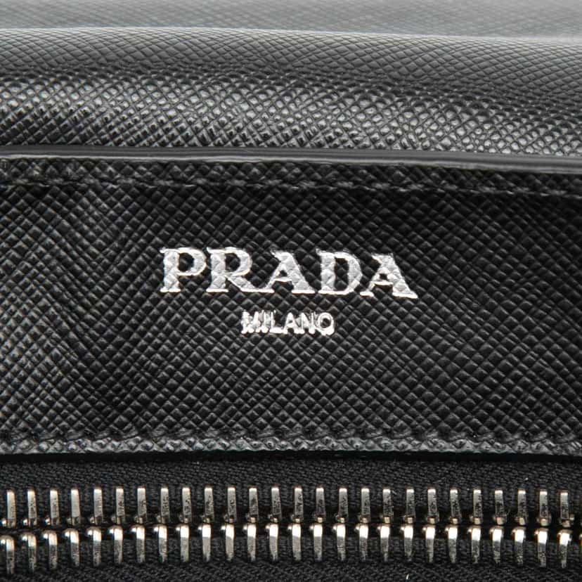 Prada Saffiano Travel Messenger Bag Black Leather Good condition - Box View