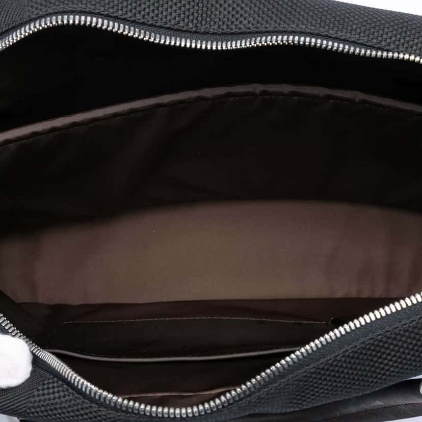 Louis Vuitton Damier Geant Yack Black Canvas Very good condition - Model View