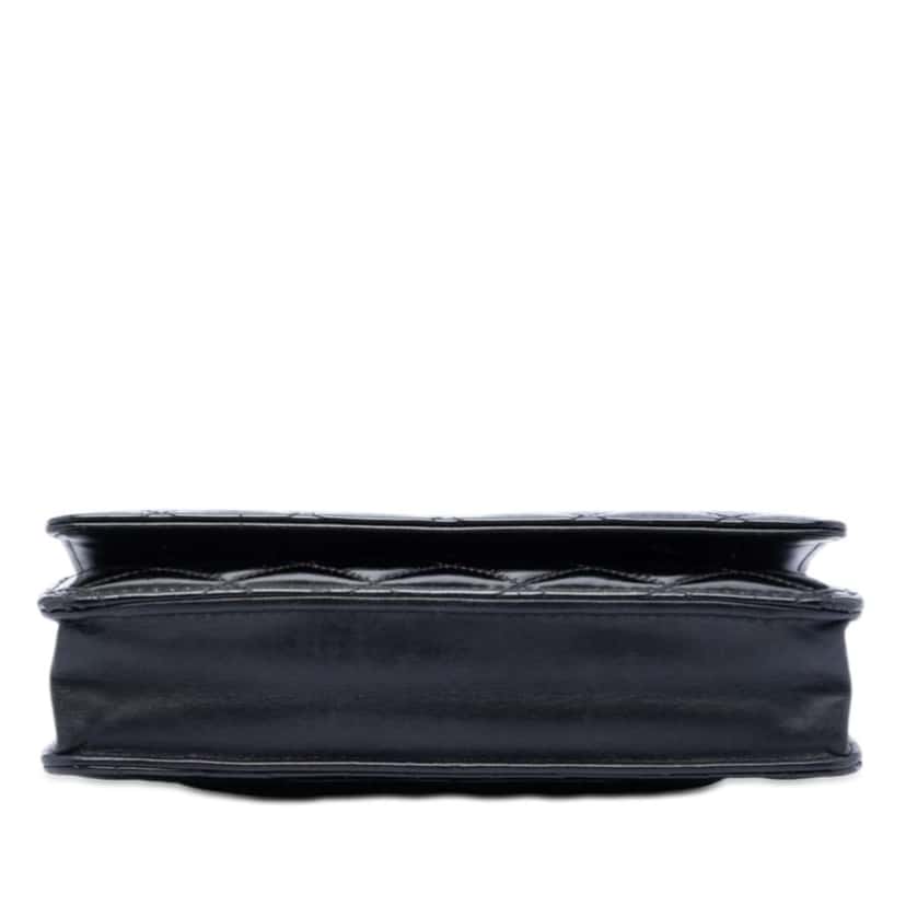 Chanel CC Quilted Patent Wallet On Chain Black Leather Very good condition - Inside View
