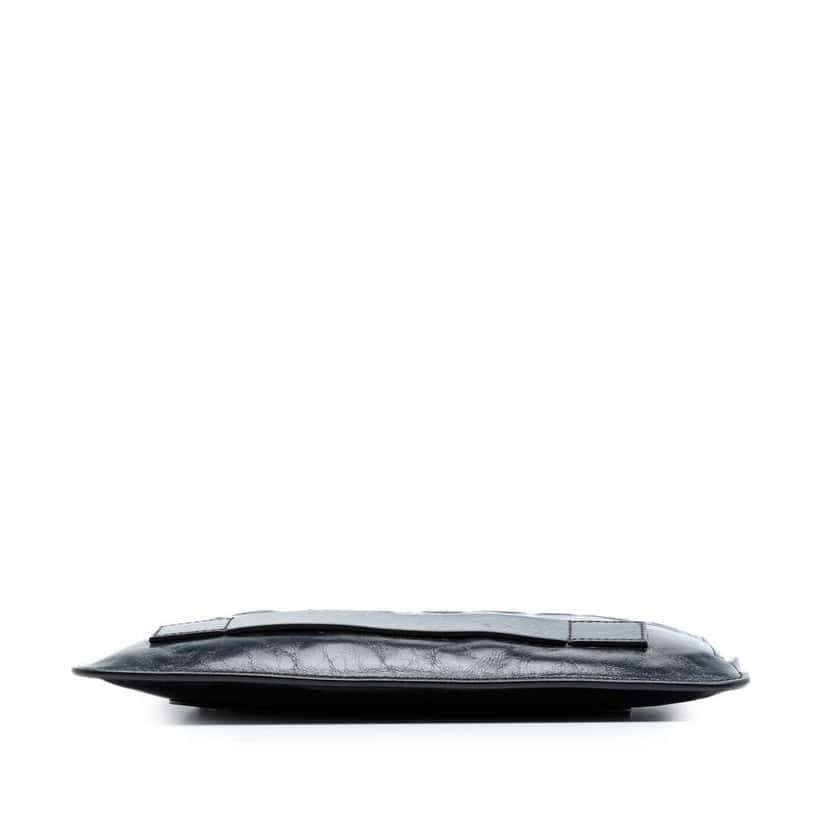 Chanel Distressed Calfskin Je Ne Suis Pas En Solde Clutch Black Leather Very good condition - Inside View