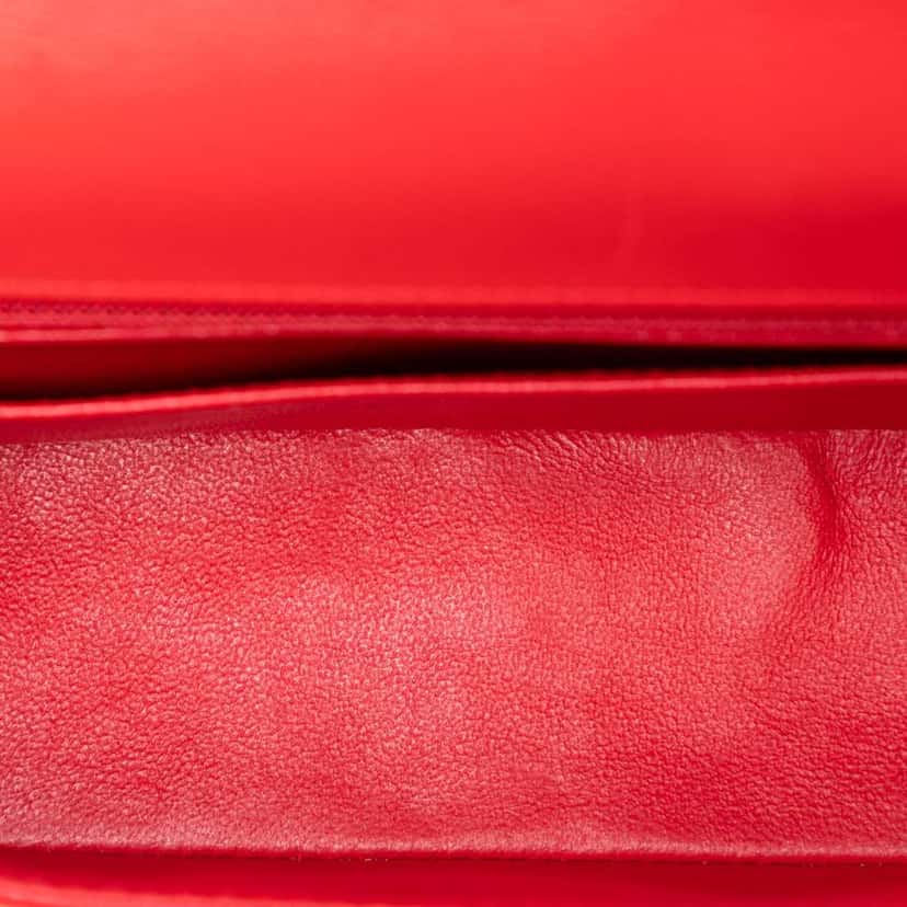 Chanel Mini Rectangular Classic Patent Single Flap Red Leather Very good condition - Model View