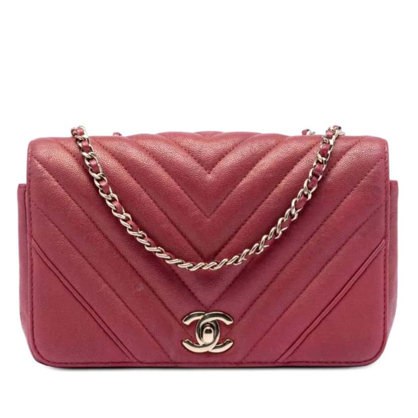 Chanel Small Chevron Caviar Statement Flap Red Leather Very good condition - Front View