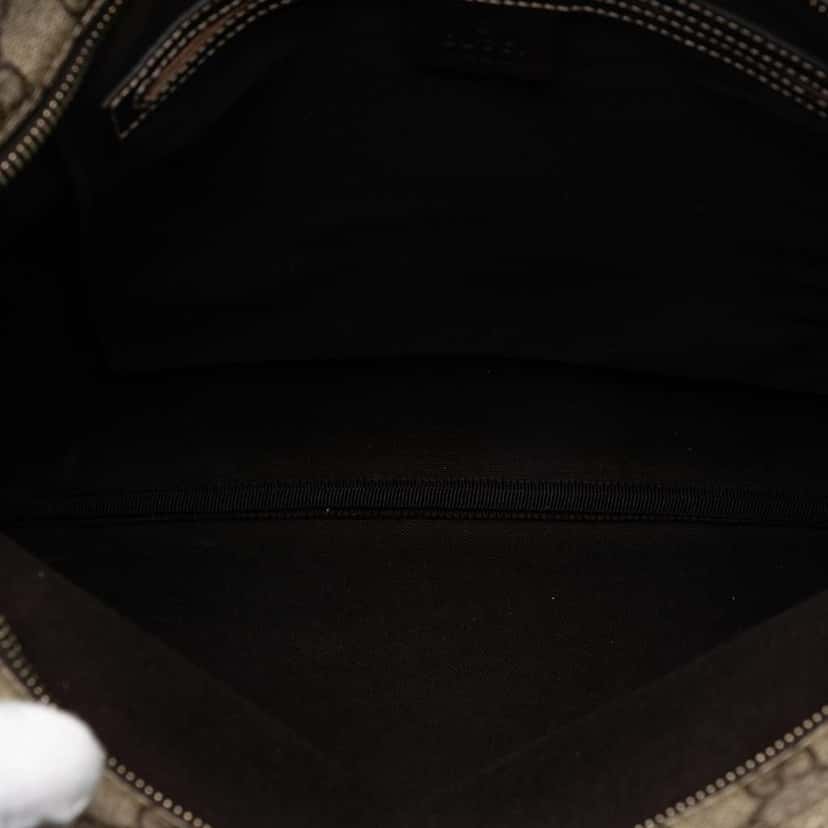 Gucci GG Supreme Crossbody Beige Very good condition - Model View