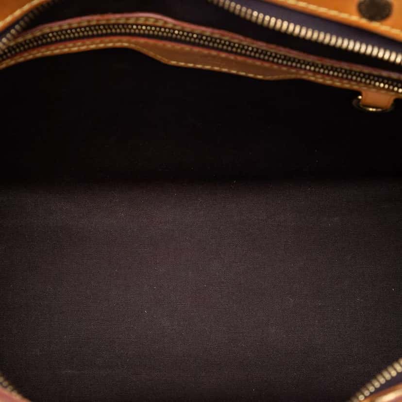 Louis Vuitton Monogram Vernis Brea MM Purple Leather Very good condition - Model View