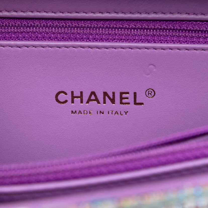 Chanel Small Tweed CC Filigree Vanity Case Purple Tweed Very good condition - Box View