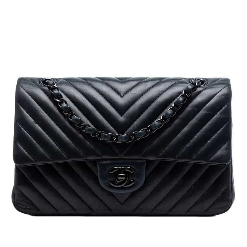 Chanel Medium Classic Chevron Lambskin So Black Double Flap Black Leather Very good condition - Front View