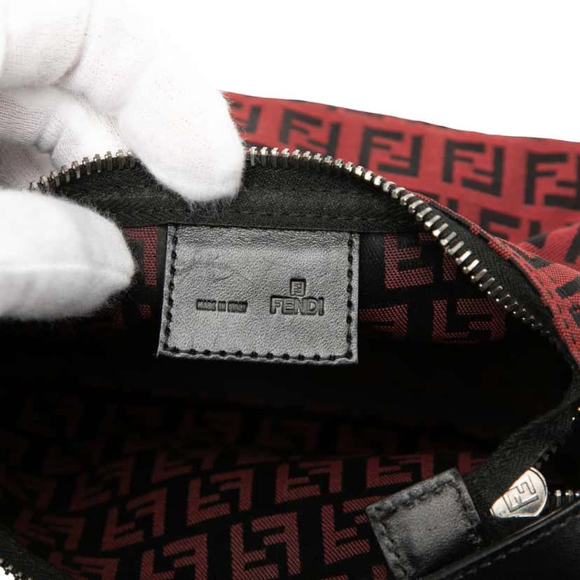 Fendi Zucchino Canvas Handbag Red Canvas Very good condition - Box View