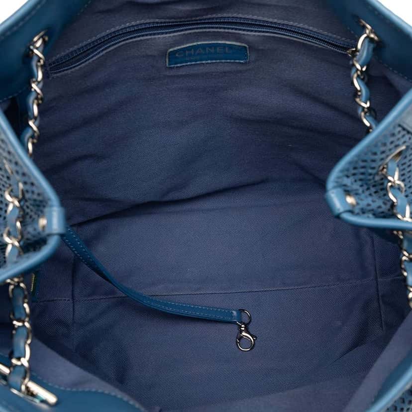 Chanel Perforated Calfskin Up In The Air North South Tote Blue Leather Very good condition - Model View