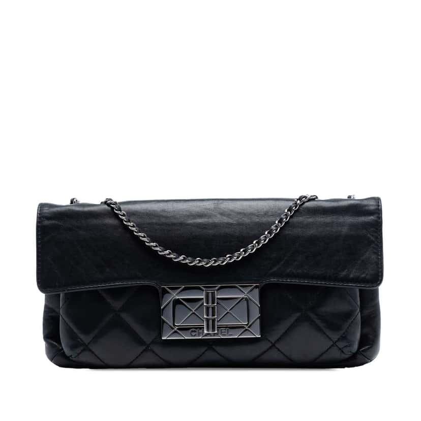 Chanel Quilted Lambskin Giant Mademoiselle Turnlock Shoulder Bag Black Leather Very good condition - Front View