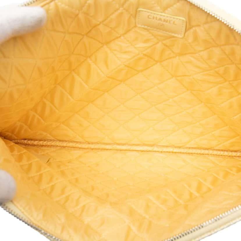 Chanel Large Raffia Deauville O Case Clutch Yellow Very good condition - Model View