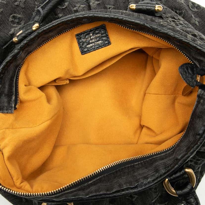 Louis Vuitton Monogram Denim Neo Cabby GM Black Denim Very good condition - Model View