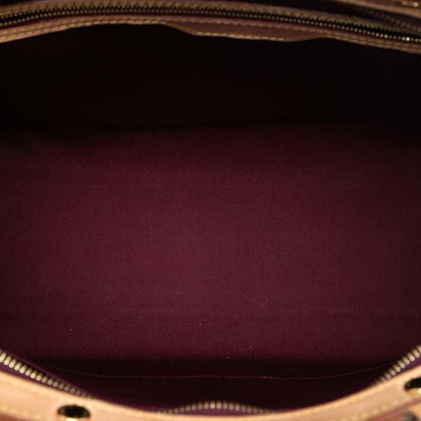 Louis Vuitton Monogram Vernis Brea GM Red Leather Very good condition - Model View