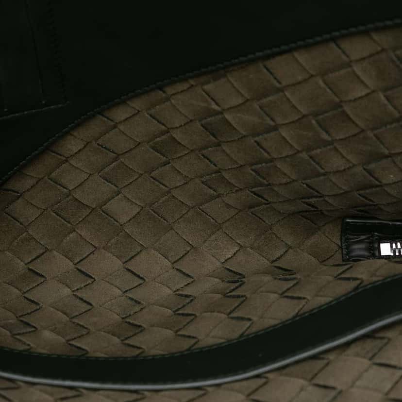 Bottega Veneta Leather Intrecciato Hydrology Document Case Pouch Black Leather Very good condition - Model View