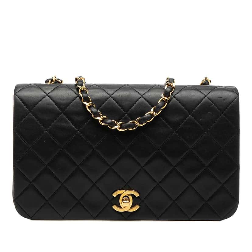 Chanel CC Quilted Lambskin Full Single Flap Black Leather Very good condition - Front View