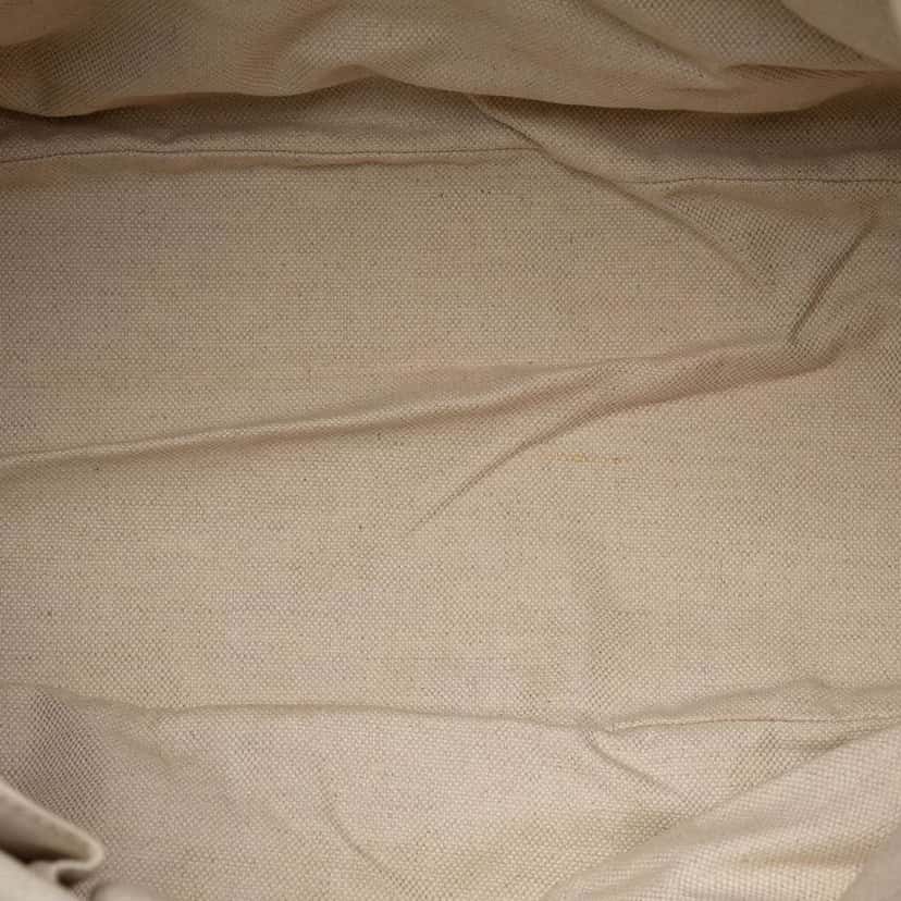 Gucci Guccissima Sukey Satchel White Leather Very good condition - Model View