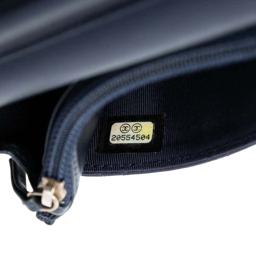 Chanel CC Quilted Lambskin Wallet On Chain Blue Leather Very good condition - Box View