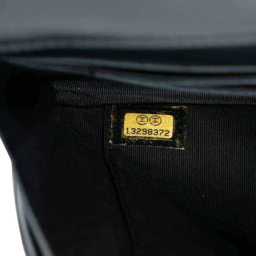 Chanel CC Patent Wallet On Chain Black Leather Very good condition - Box View