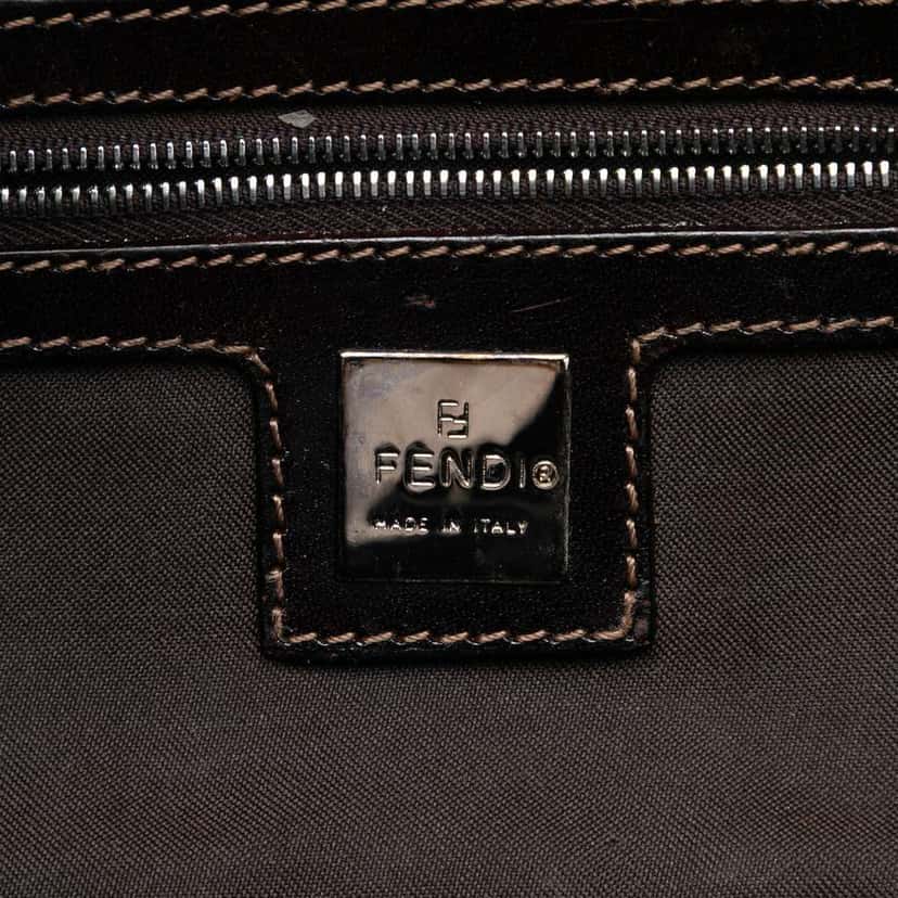 Fendi Denim Baguette Blue Denim Very good condition - Box View