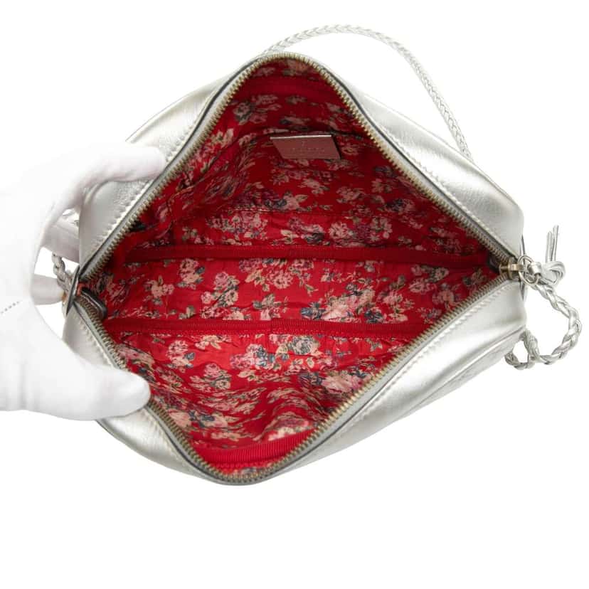 Gucci Small Quilted Metallic Leather Web Trapuntata Crossbody Silver Leather Very good condition - Model View