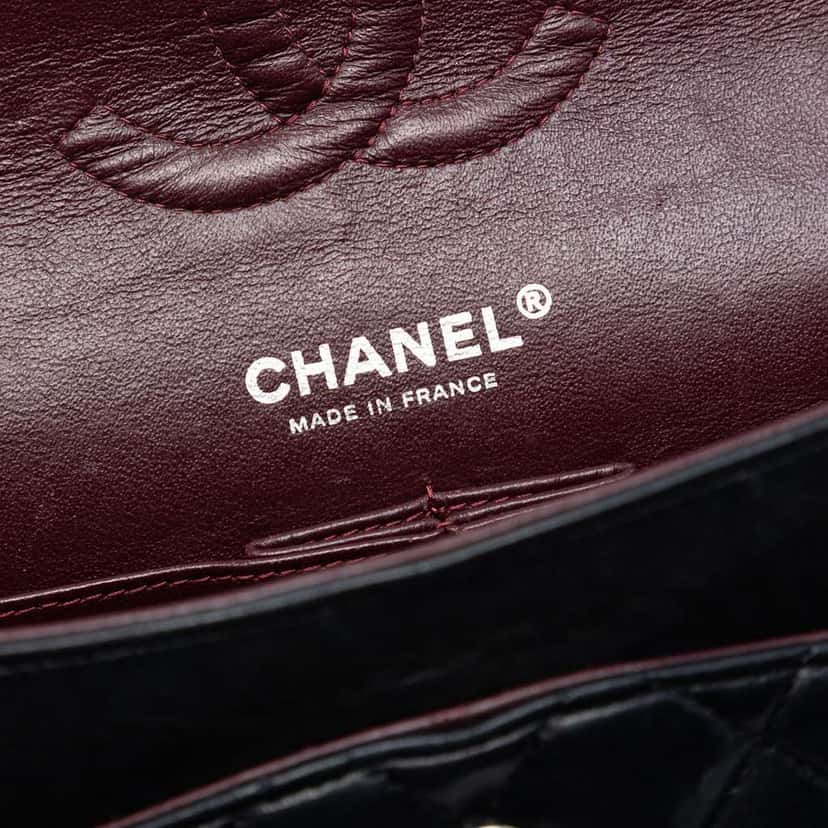 Chanel Medium Classic Lambskin Double Flap Black Leather Very good condition - Box View