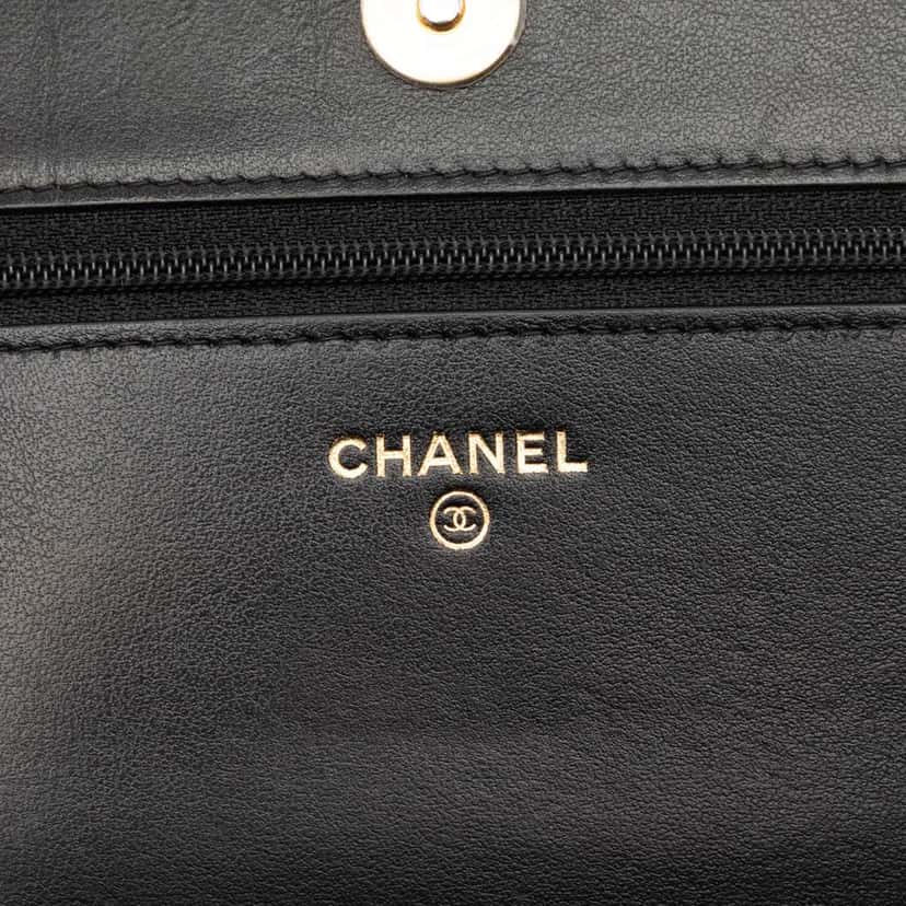 Chanel Quilted Caviar Boy Wallet on Chain Black Leather Very good condition - Box View