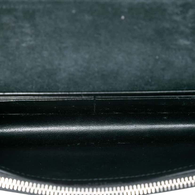 Saint Laurent Python Embossed Metallic Leather Classic Monogram Kate Tassel Wallet on Chain Silver Leather Very good condition - Model View