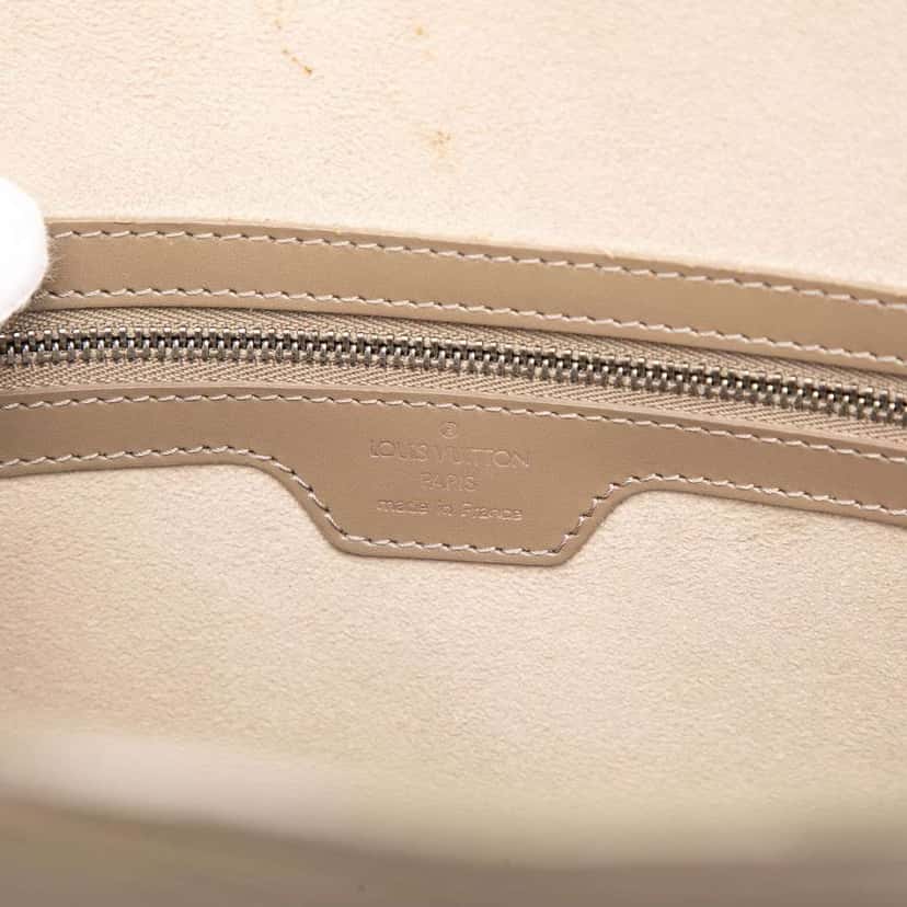 Louis Vuitton Epi Lussac Brown Leather Very good condition - Box View