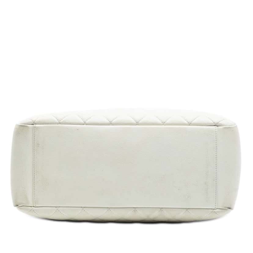 Chanel Caviar Grand Shopping Tote White Leather Very good condition - Inside View