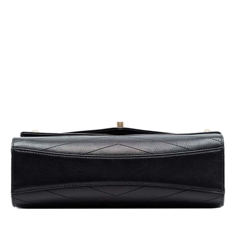 Chanel CC Chevron Calfskin Casual Trip Flap Black Leather Very good condition - Inside View