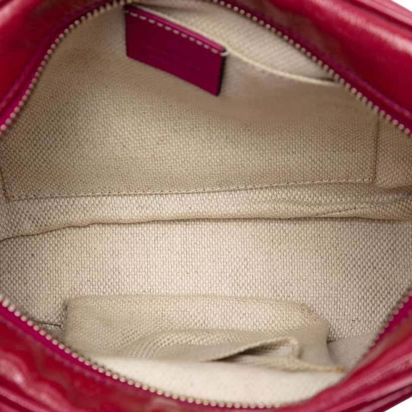 Gucci Patent Soho Disco Crossbody Pink Leather Very good condition - Model View