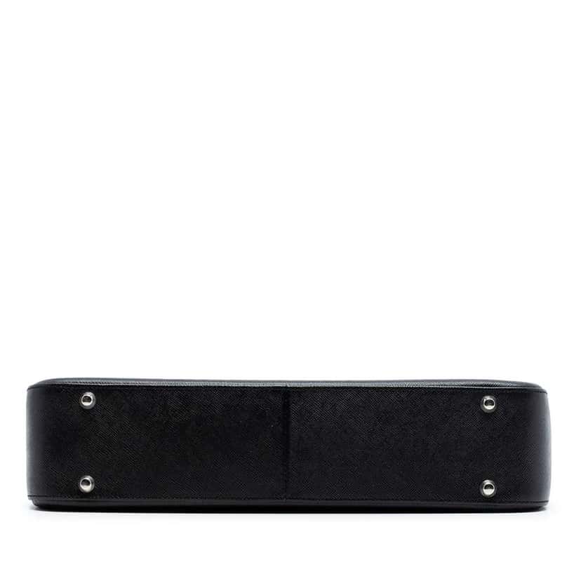 Burberry Leather Shoulder Bag Black Leather Very good condition - Inside View