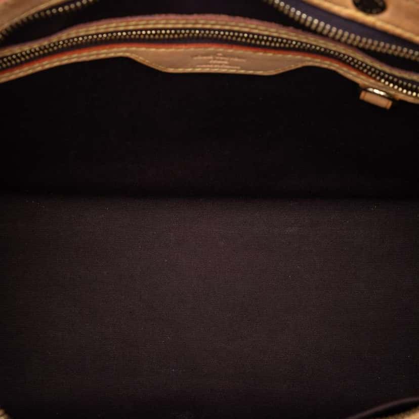 Louis Vuitton Monogram Vernis Brea MM Purple Leather Very good condition - Model View