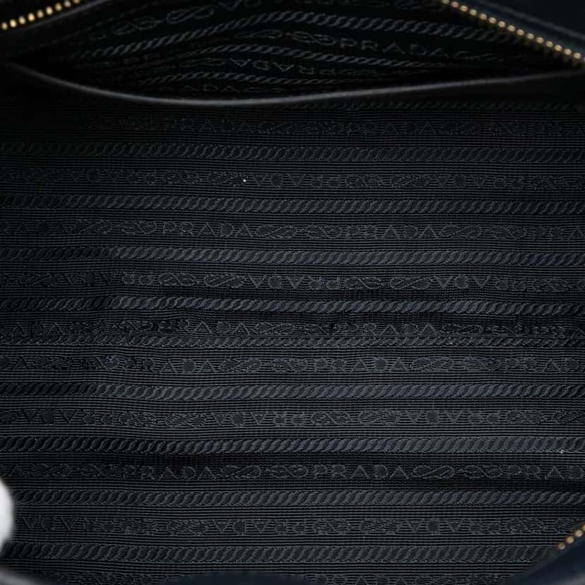 Prada Medium Saffiano Trimmed City Calf Greca Esplanade Satchel Blue Leather Very good condition - Model View