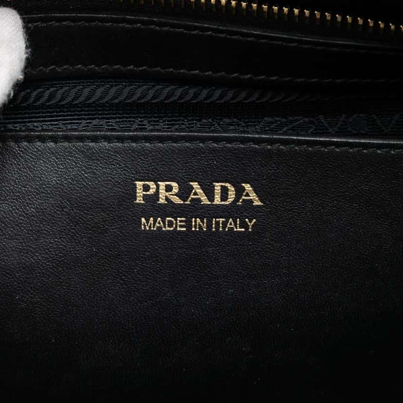 Prada Medium Saffiano Trimmed City Calf Greca Esplanade Satchel Blue Leather Very good condition - Box View