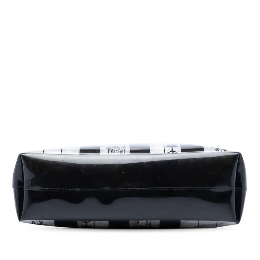 Chanel Vinyl Coco Window Tote Black Very good condition - Inside View